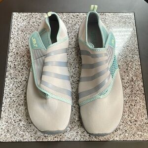 JBU WATER SHOES